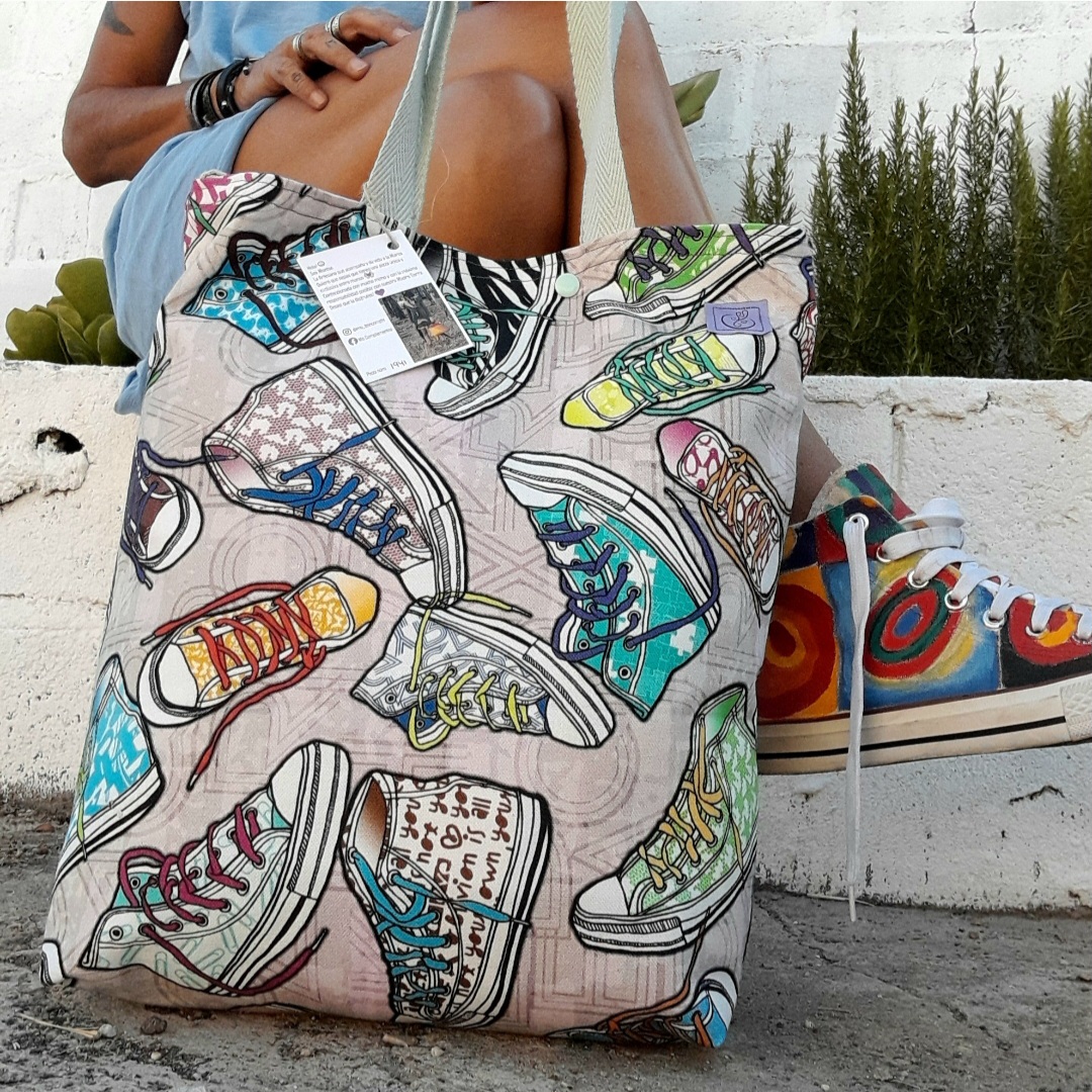   TOTEBAG  