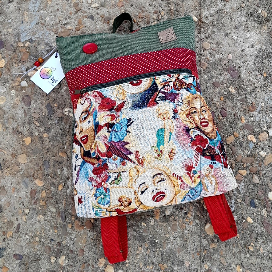  MOCHILA DÍA  
