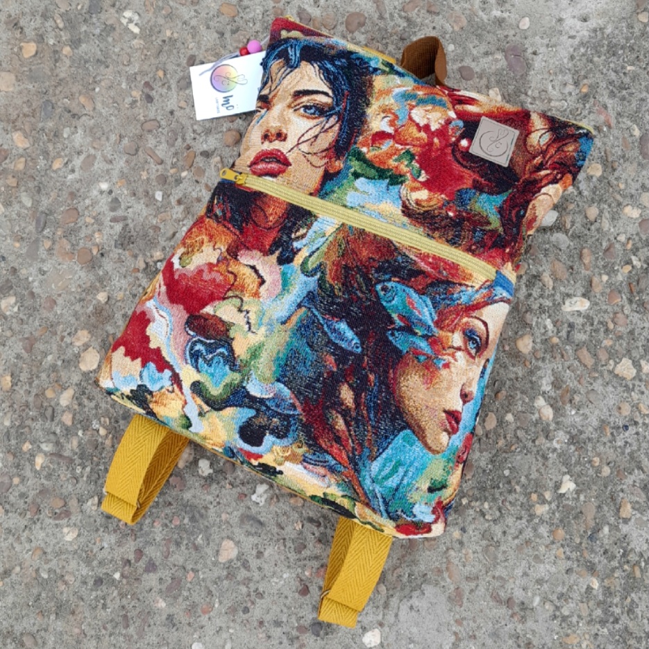   MOCHILA DÍA  