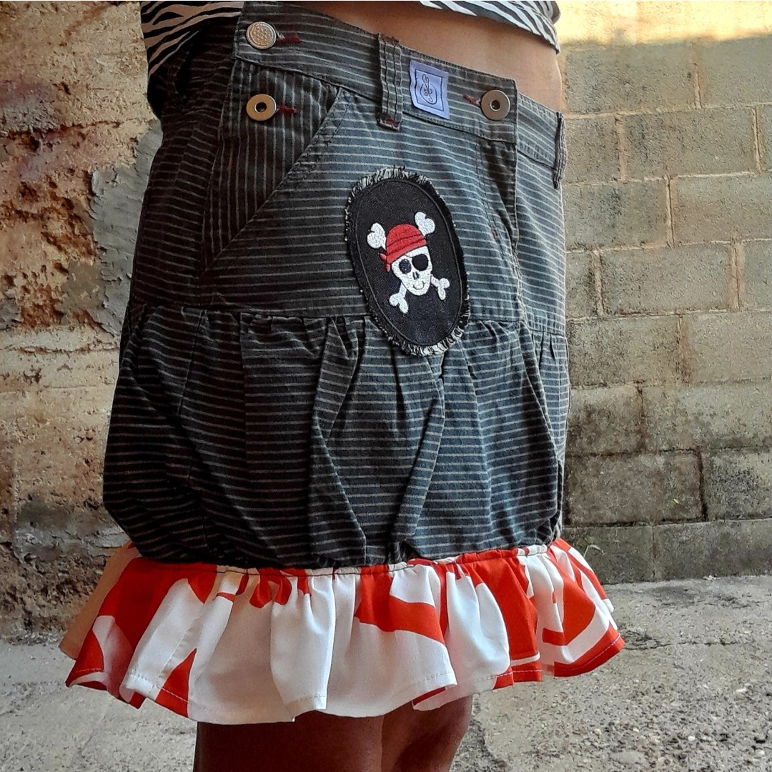   FALDA 38  