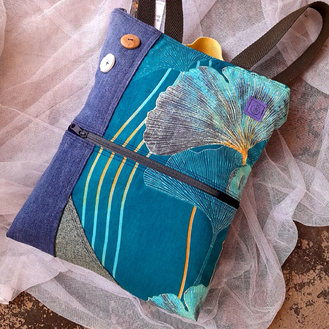   MOCHILA DÍA  